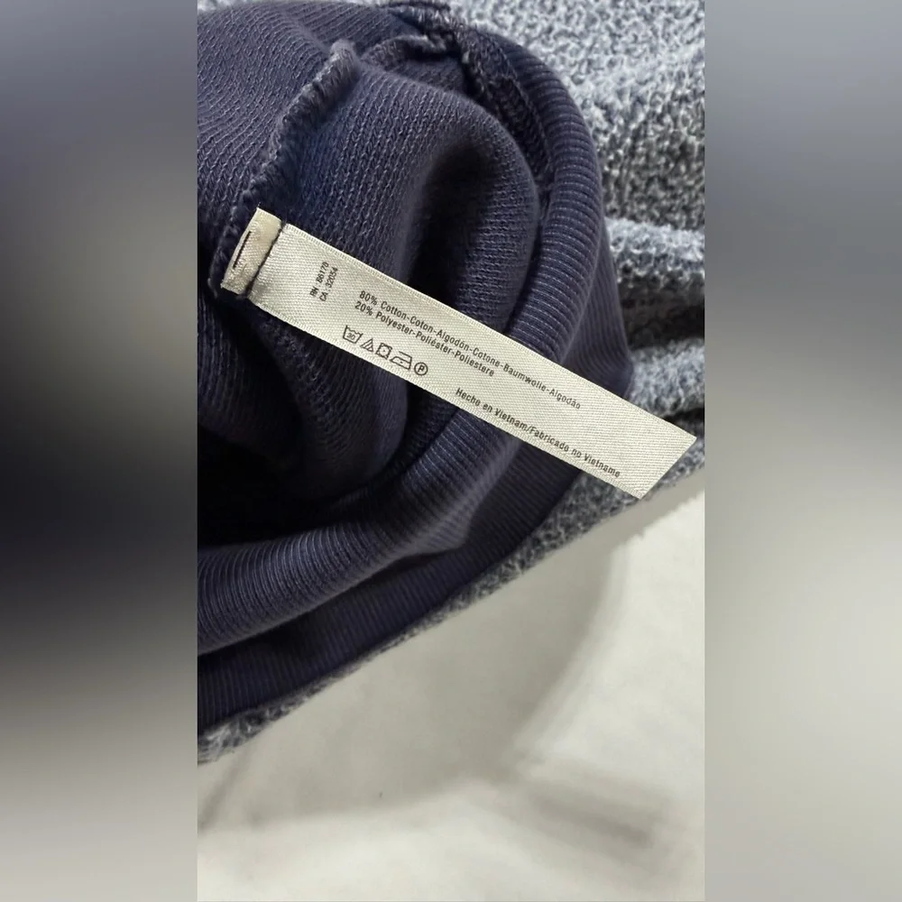 INTIMATELY FREE PEOPLE Navy V-Neck distressed oversized fleece Sweatshirt size S - Picture 10 of 13